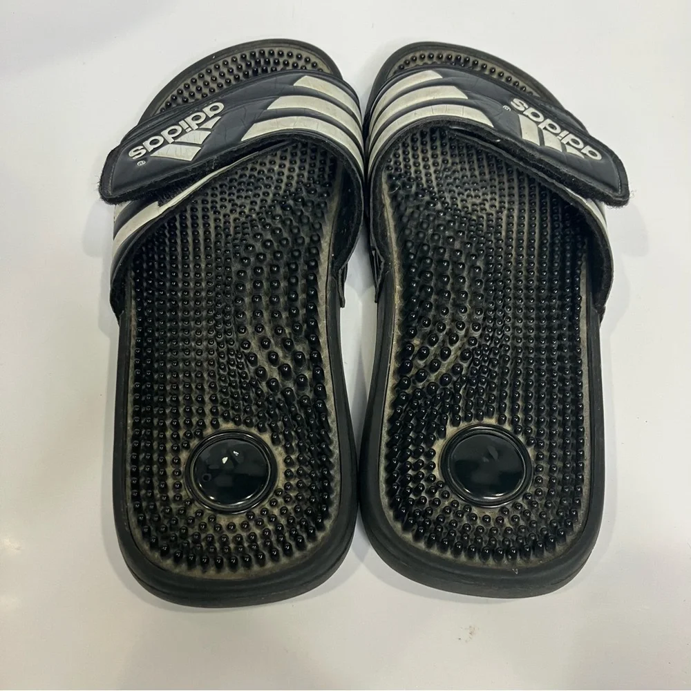 Adidas Adissage slides sandals black white‎ mens size 9 casual athleisure
